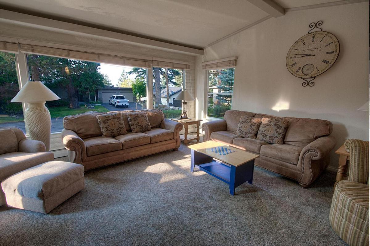 Cheyenne Chalet home - Housity