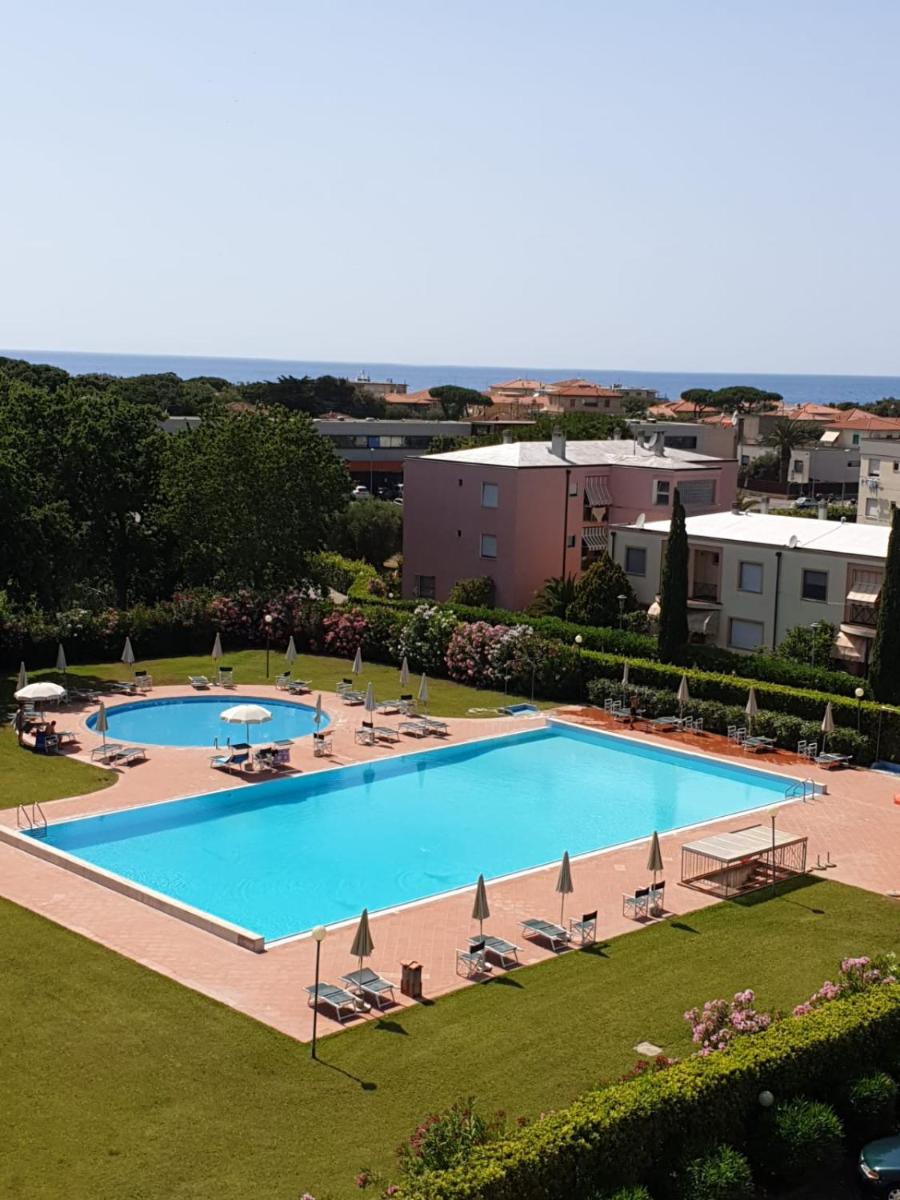 APPARTAMENTO SANTA COSTANZA CON PISCINA - Housity