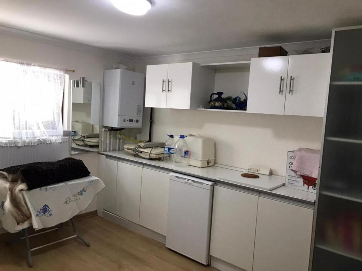 Capacious Villa Surrounded by Nature in Ankara - Housity