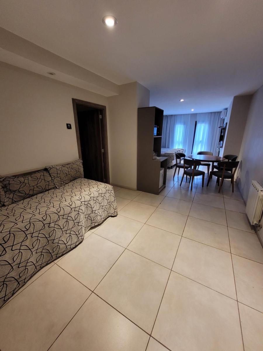 LELOIR Suites & Meetings - Housity