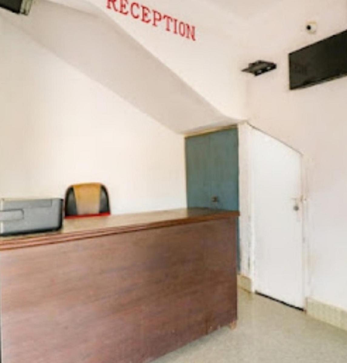 Hotel Radiant by WB Inn - Housity