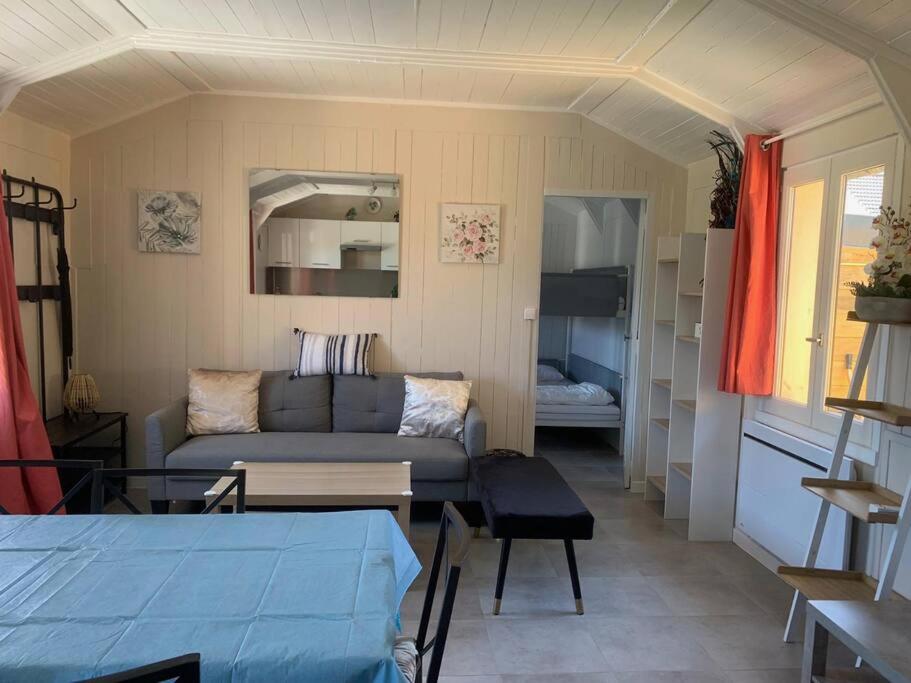 Cottage les petites voiles plage - Housity