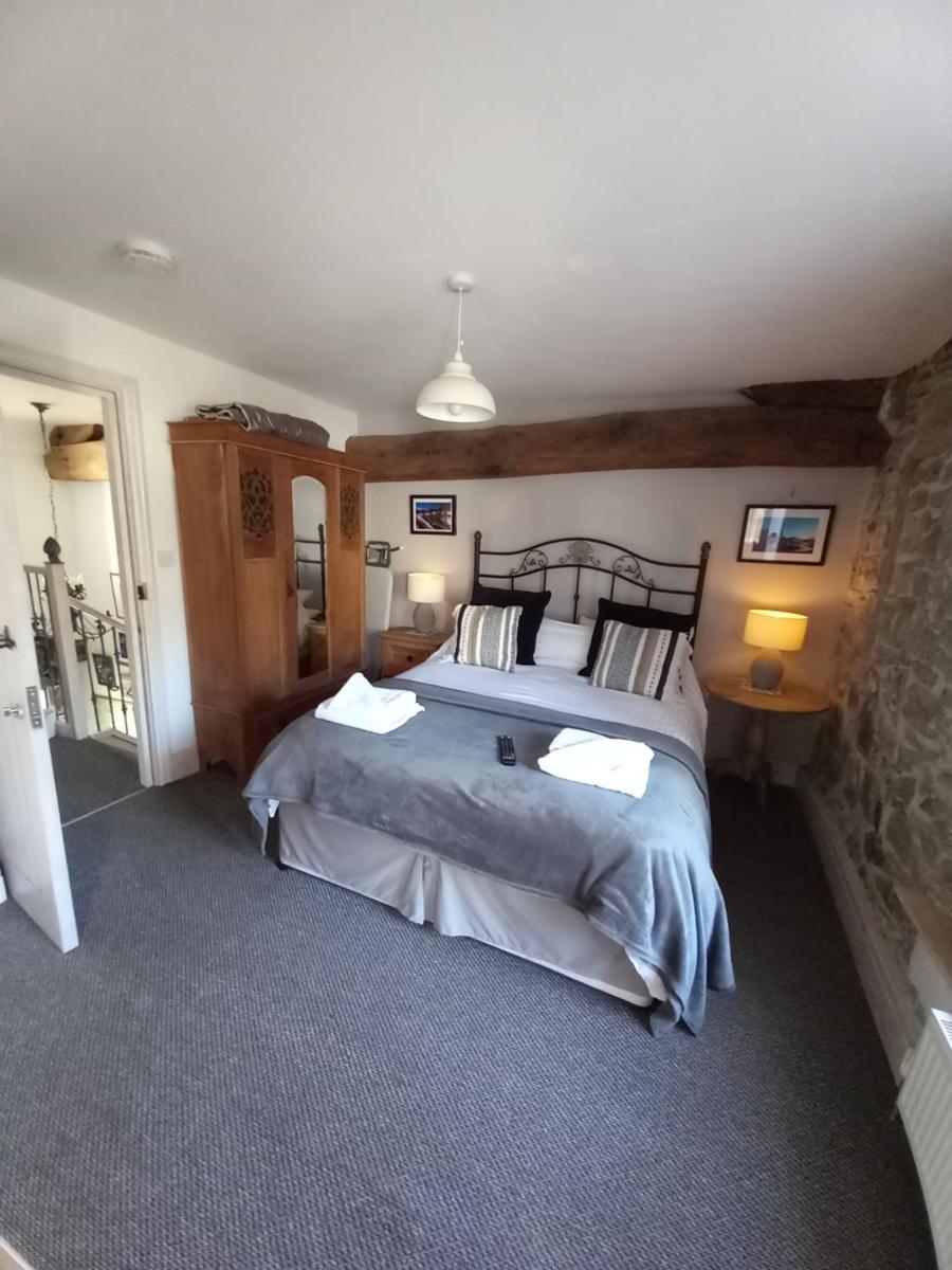 The Pinfold - Housity