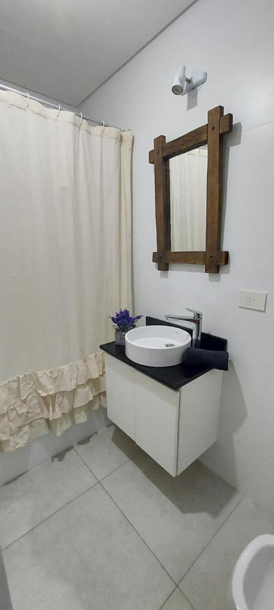 Espacioso monoambiente en pleno centro - Housity