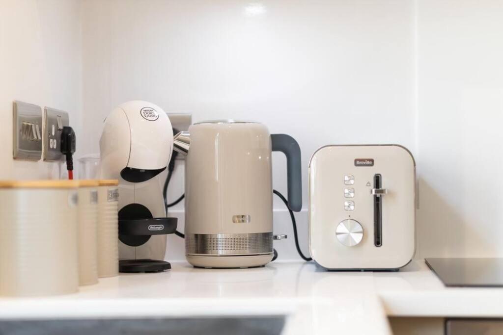Spacious apartment in the heart of Brighton - Housity