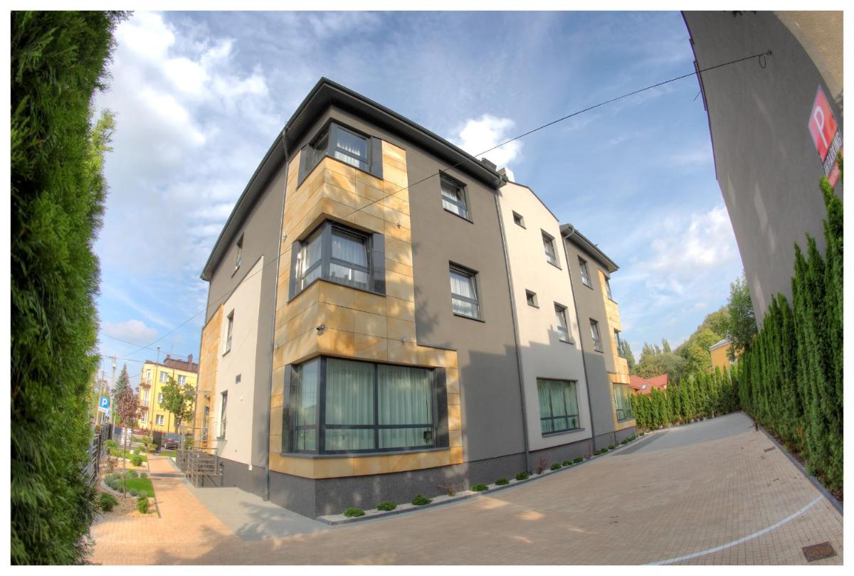 Villa Park - Housity