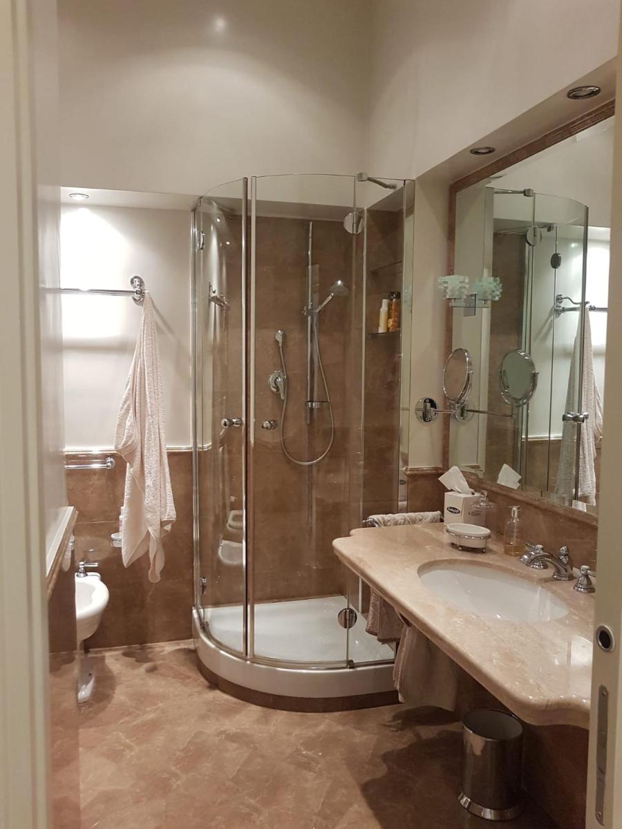 Popolo square deluxe flat - Hizvo