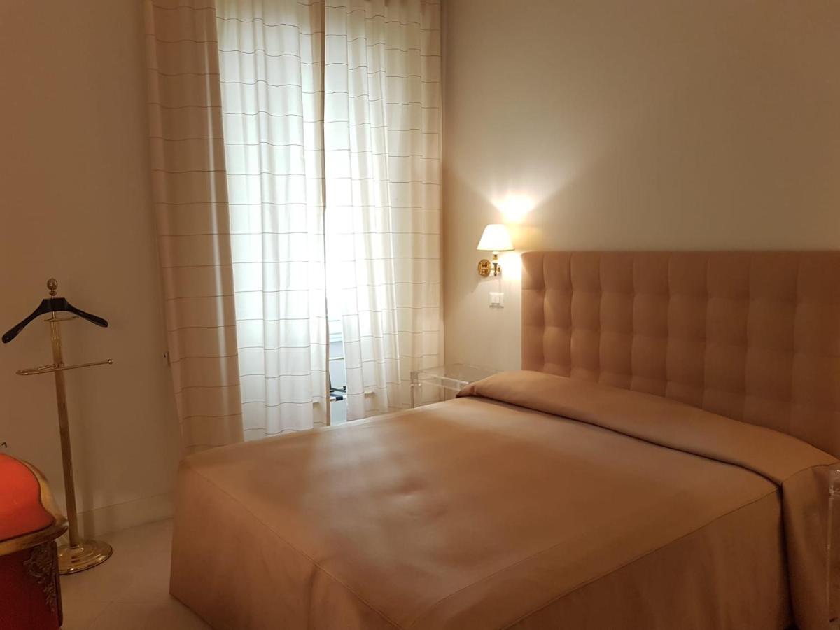 Popolo square deluxe flat - Housity