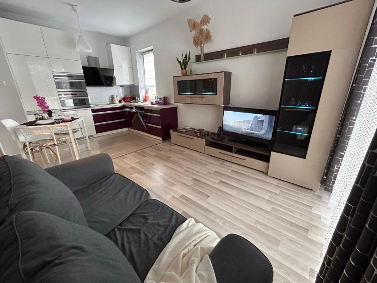 NN Apartments Płaszów - Apartament 40m z sypialnią i tarasem - Housity