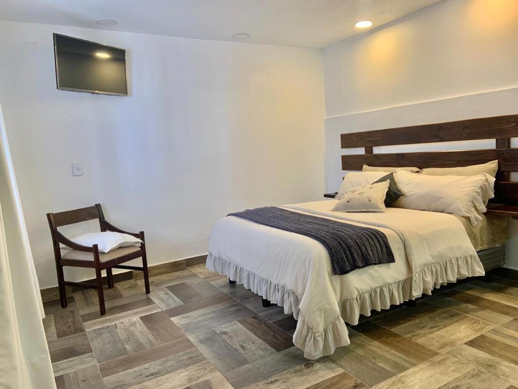 Hotel La Cofradía - Housity