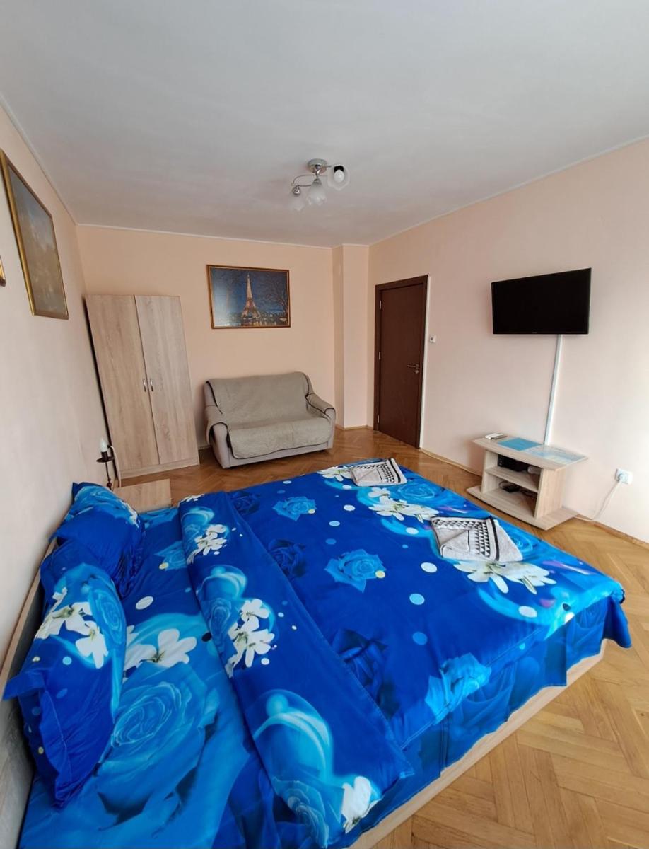 Варна Хостел - Housity