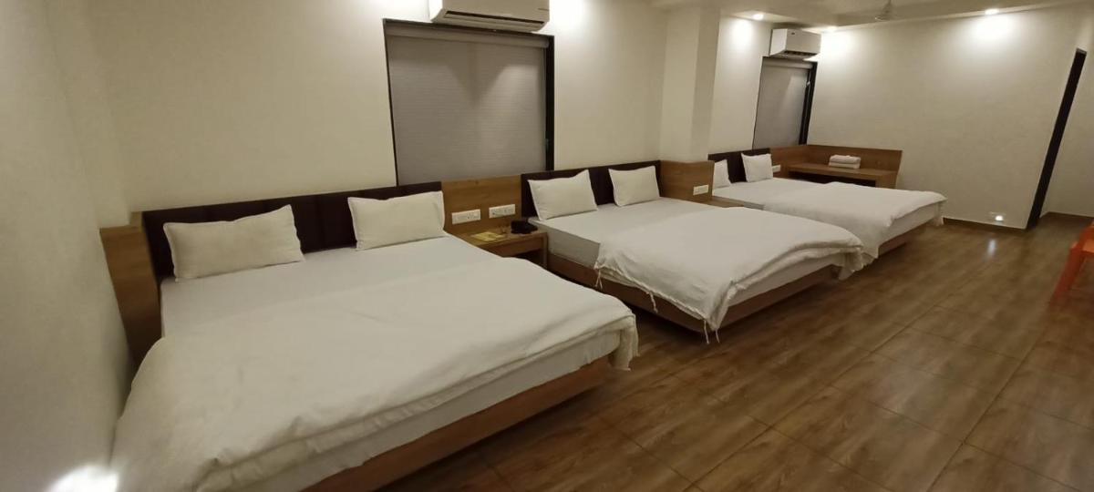 Hotel Kutchi Palace - Housity