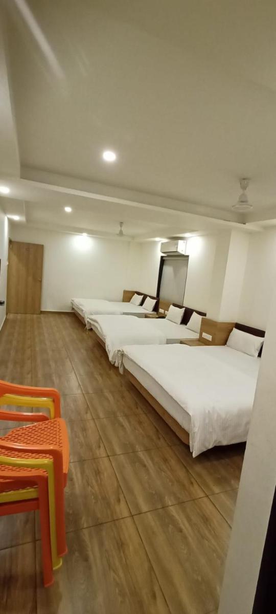 Hotel Kutchi Palace - Housity