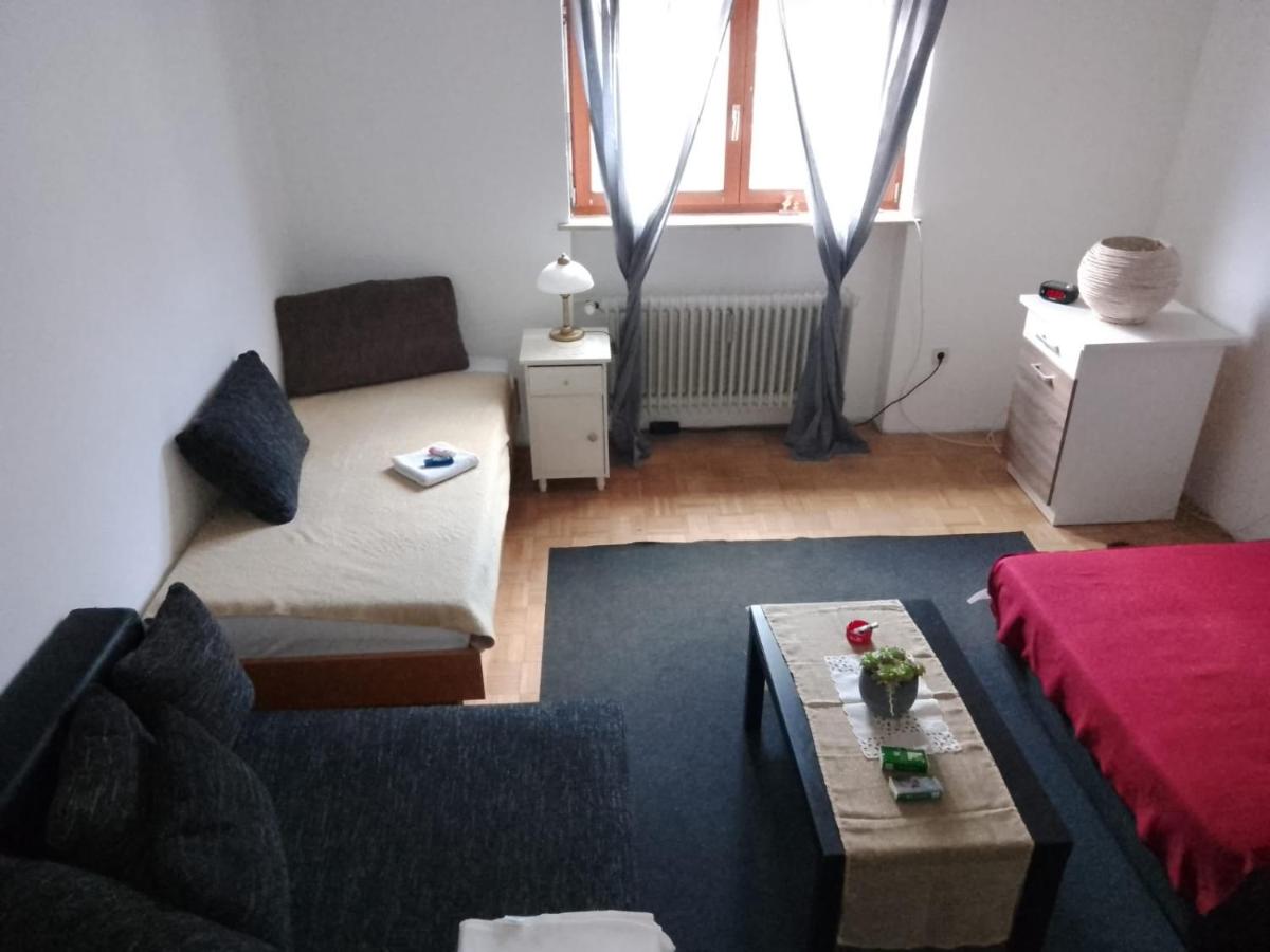 Privatzimmer in Wernberg-Köblitz - Housity