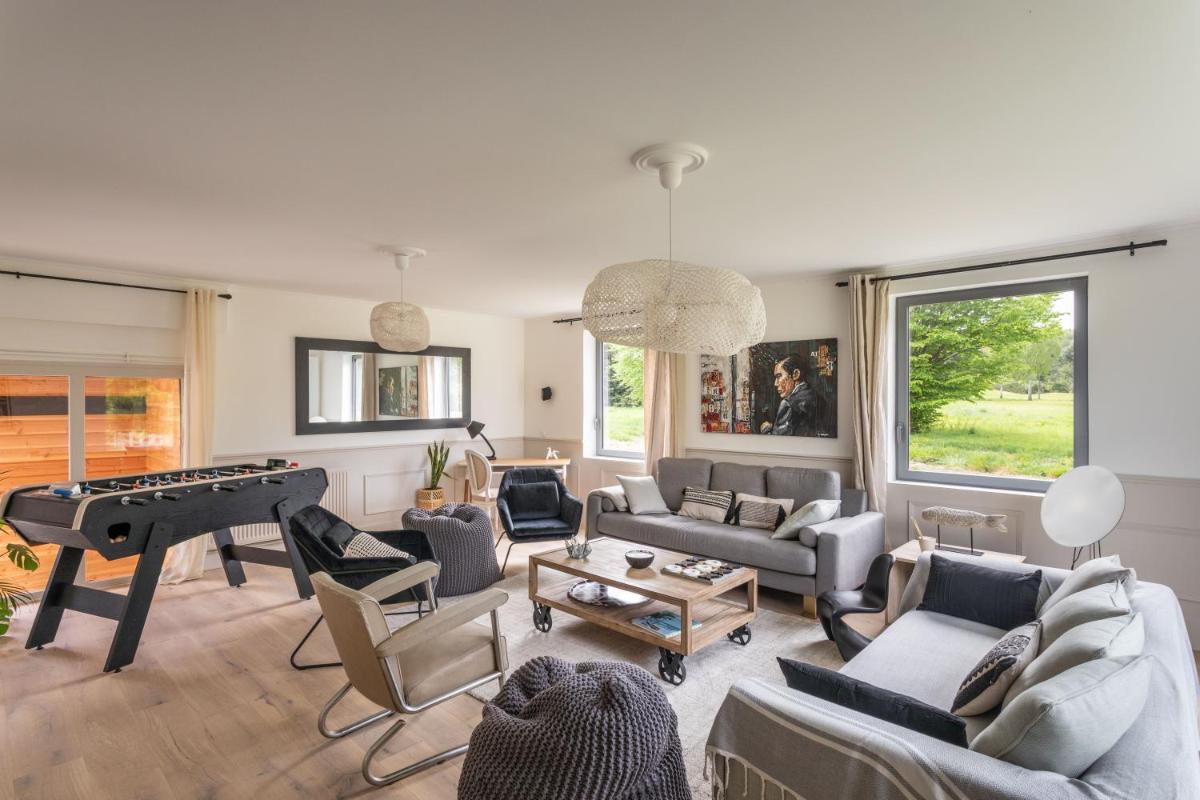 LA VILLA DU GOLF - avec piscine couverte chauffée et jacuzzi - Housity