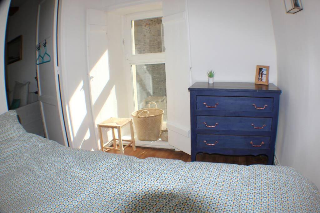 Escapade romantique et gourmande-St Malo, mer 150m - Housity