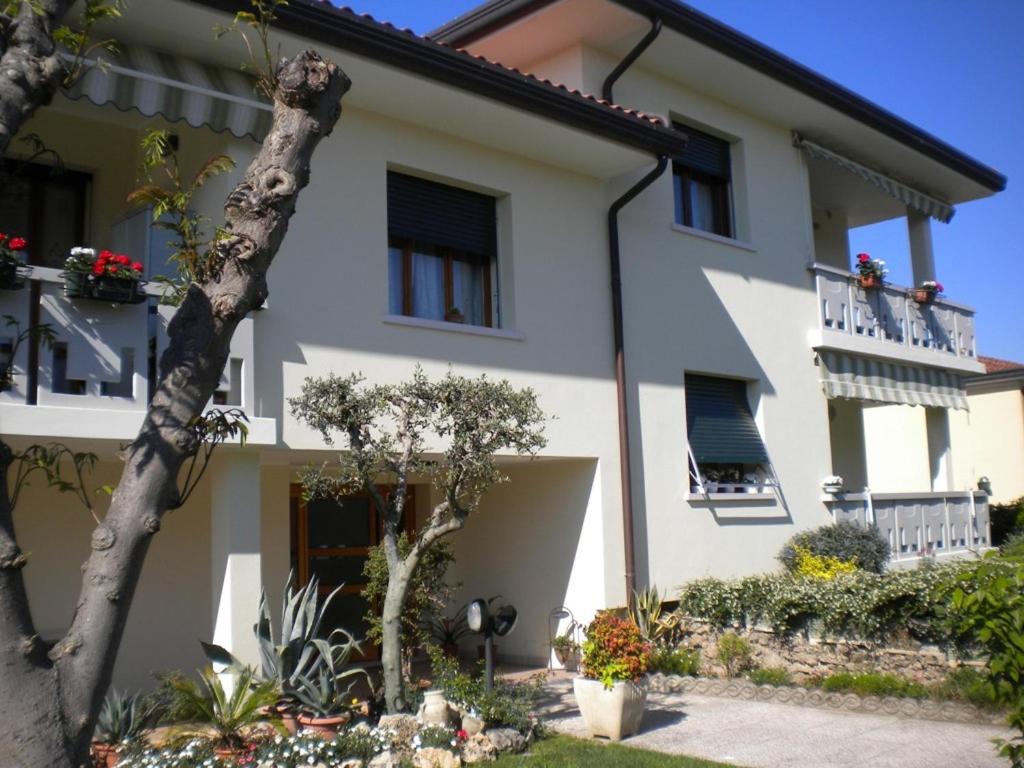 Civico 493 B'n'B - Housity