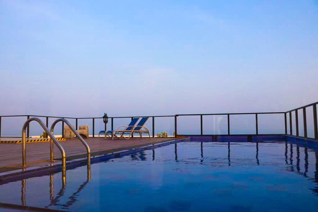 Suitetrails - Negombo Fort Gallery Apartment