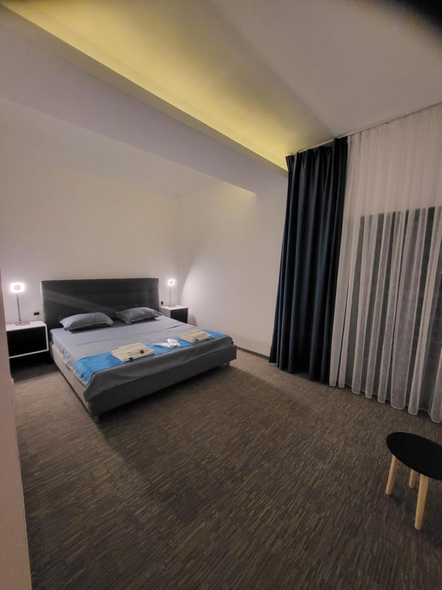 Vila Paradis Apartments Costinesti - Housity