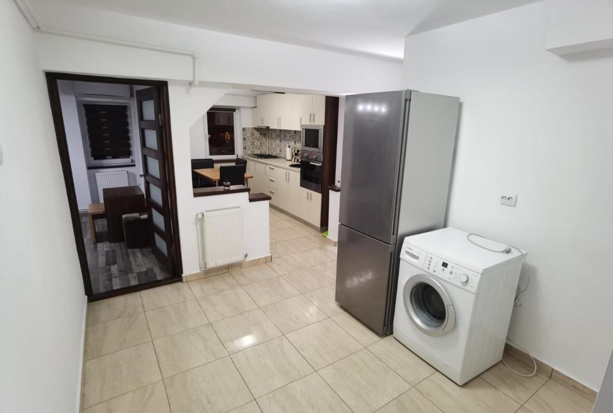 Apartament - central - Housity