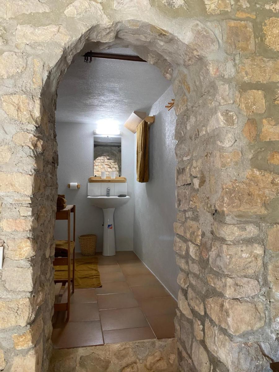 A l’ombre du Tilleul - Housity