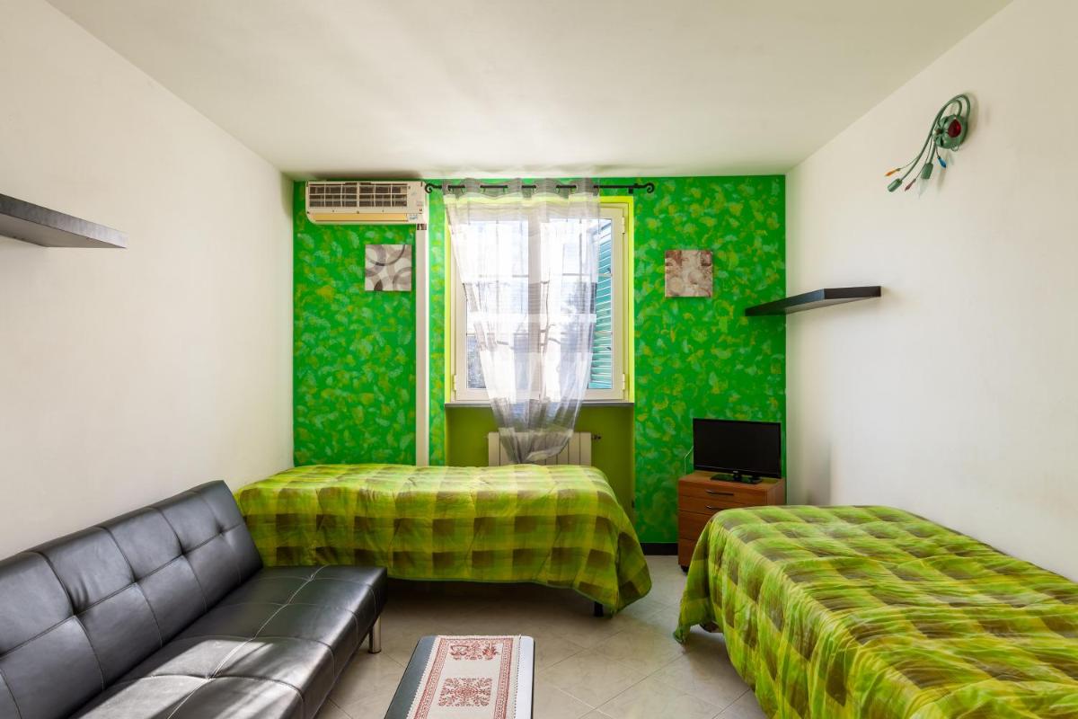 Uliveto House in Massa - Housity