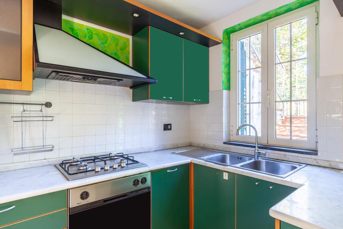 Uliveto House in Massa - Housity