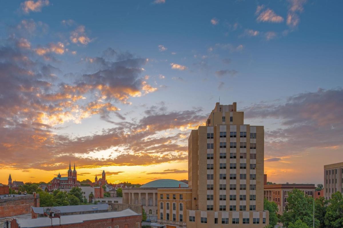 Hotel Forty Five, Macon, a Tribute Portfolio Hotel - Housity