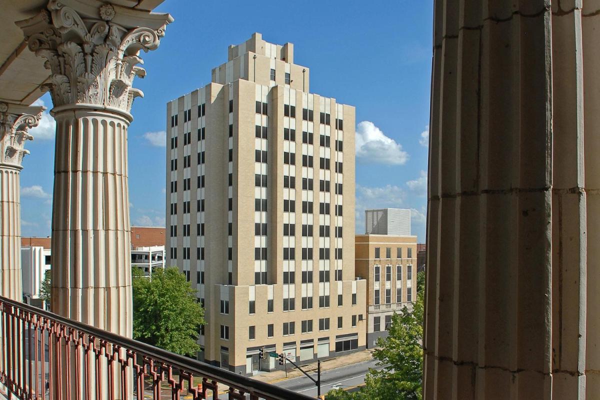 Hotel Forty Five, Macon, a Tribute Portfolio Hotel - Housity