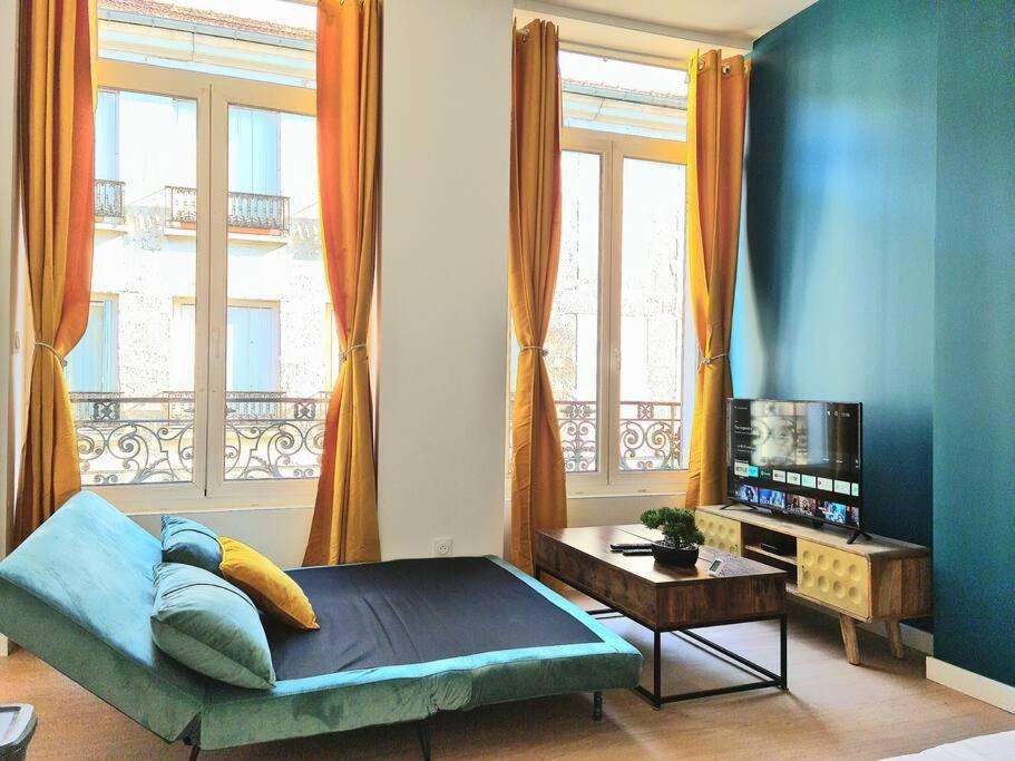 Le Cosy Central Moderne et Chaleureux - Hizvo