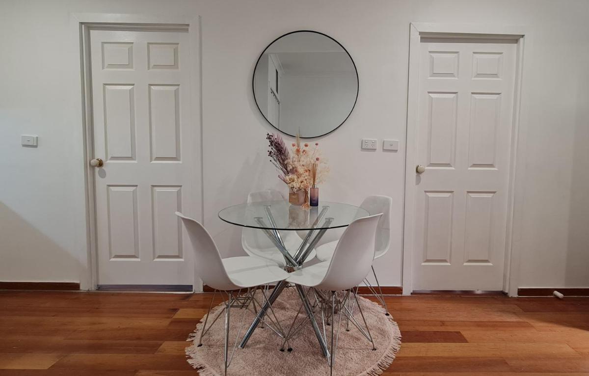 Cosy room close to Melb Airport - Housity
