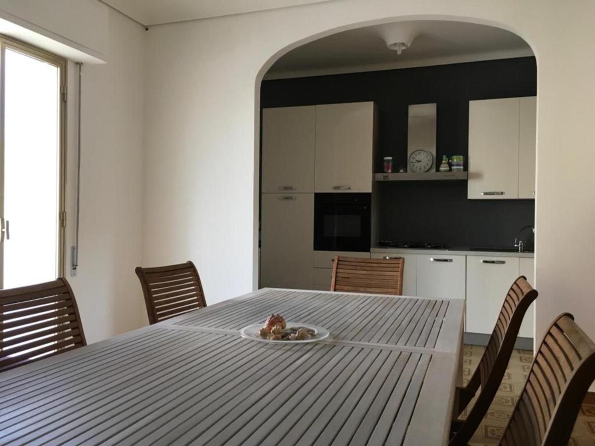 Villa 117 con piscina - Housity