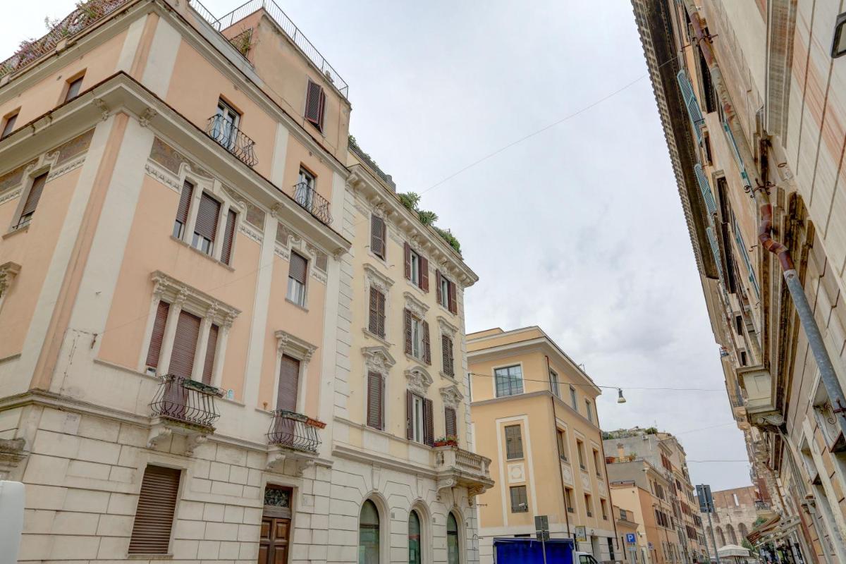 Charming Colosseum - Housity