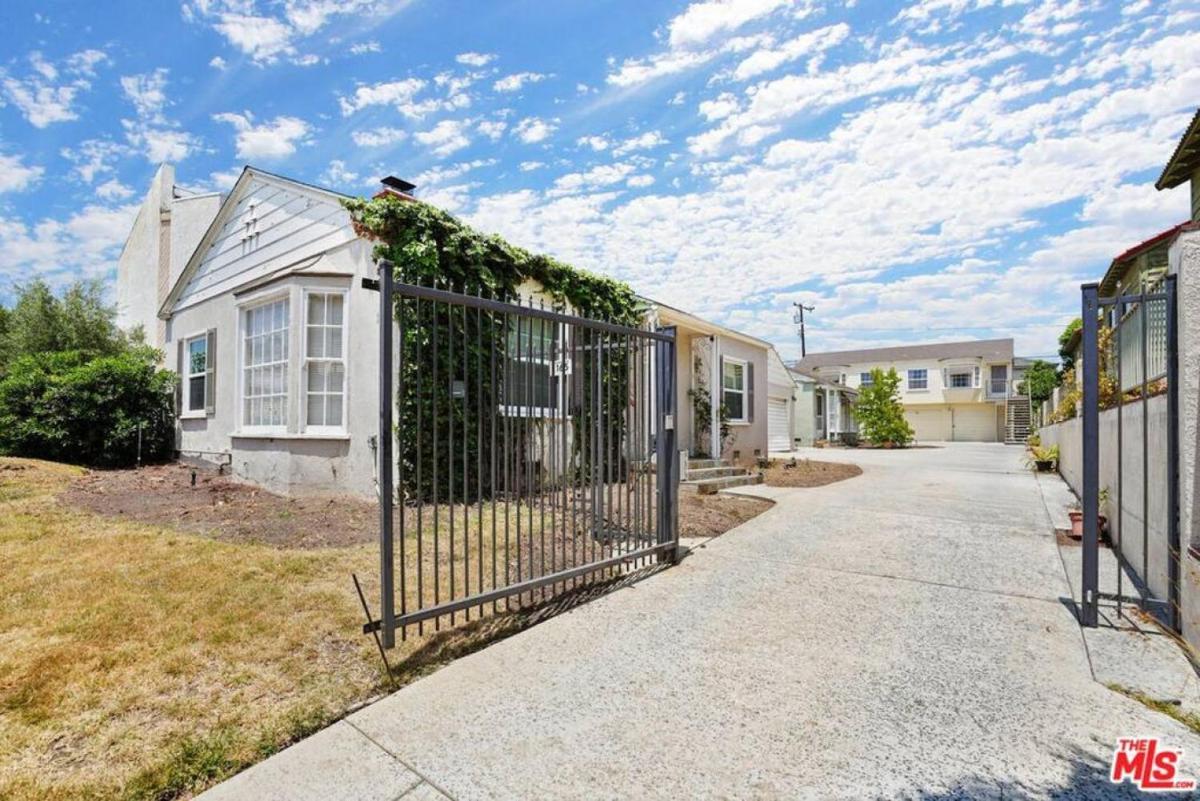 Suitetrails - Lovely Studio Apartment located in Santa Monica B