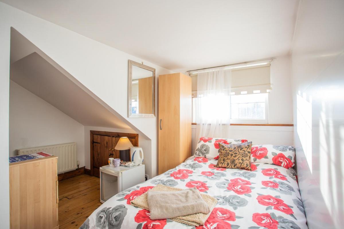 The Avocet by #ShortStaysAway - Housity