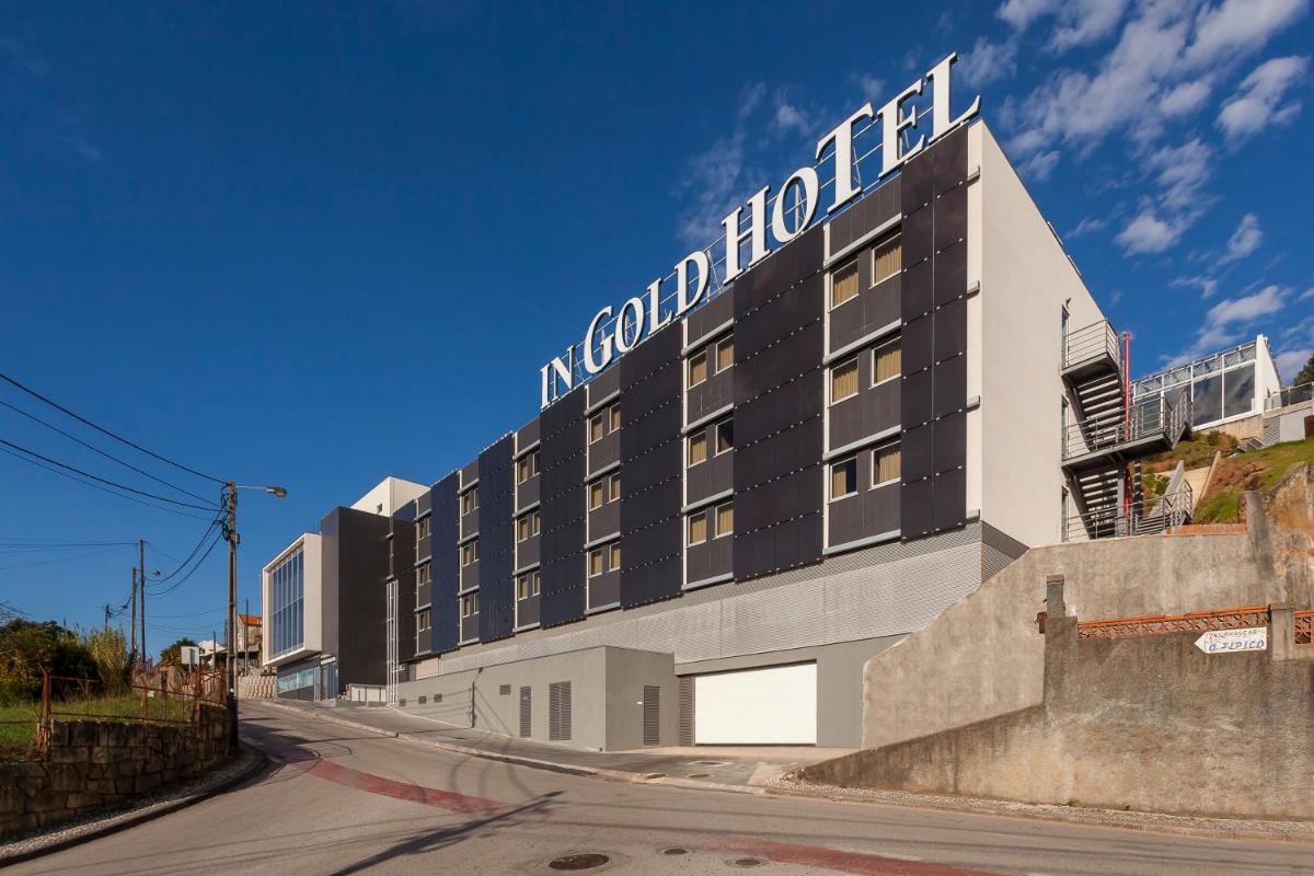 O edifício onde o hotel está situado
