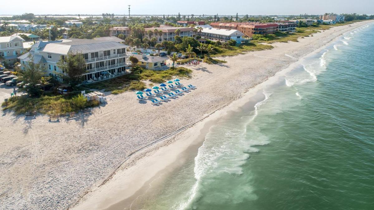 Beach Front 3 Bedroom D - Housity