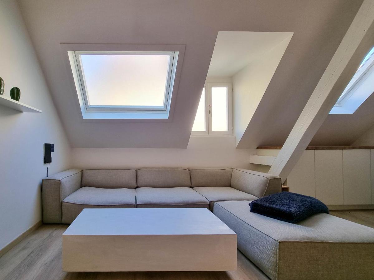 Travel Homes - NewGate 3, elegant, heart of Colmar - Housity