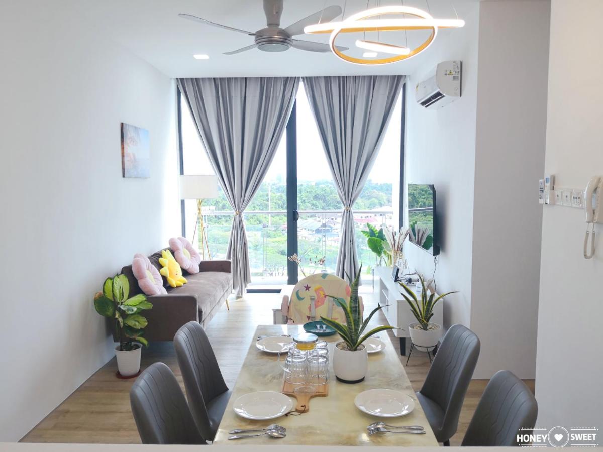 Hanns&FreeWiFi&Washer&Parking &Pool&Sauna&Sunshine Comfort Homstay2 - Housity