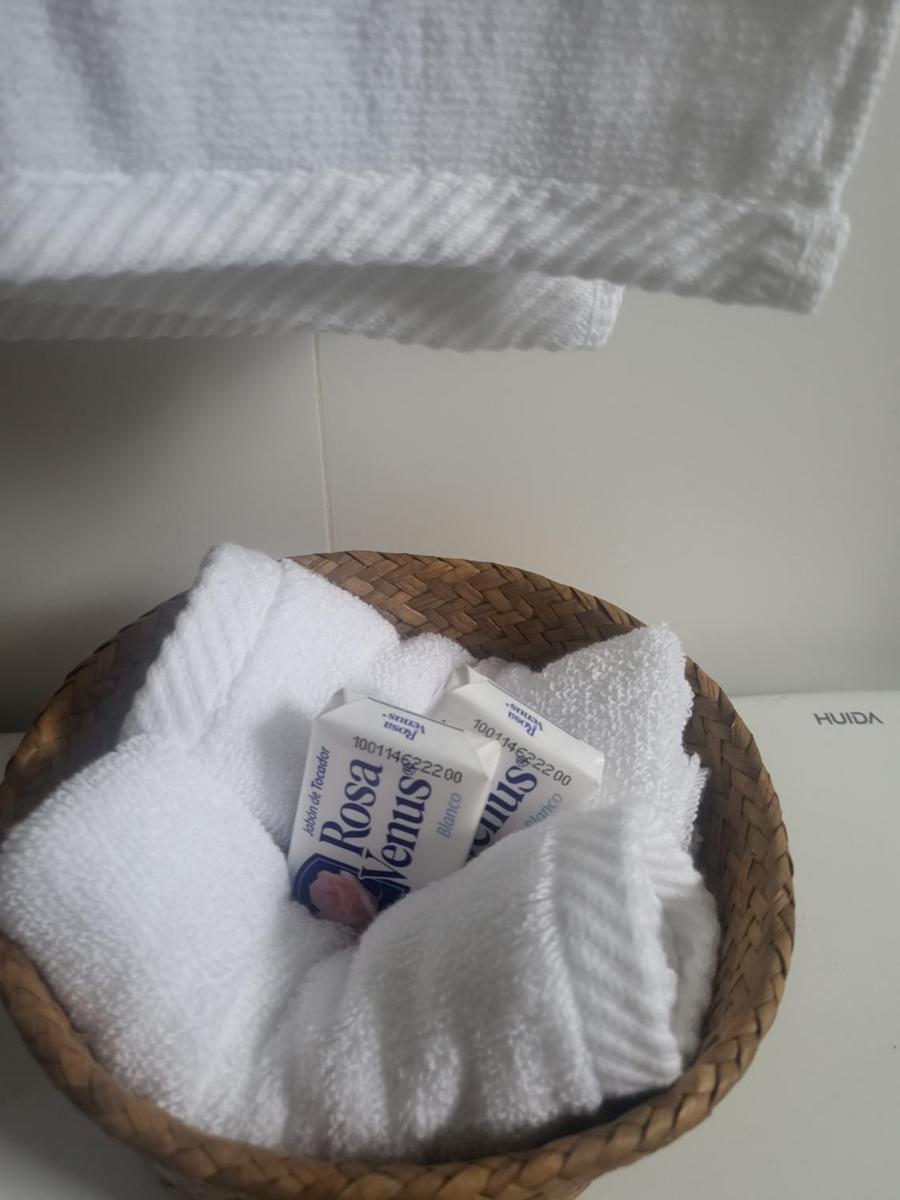 Summer Breeze Villa - Housity