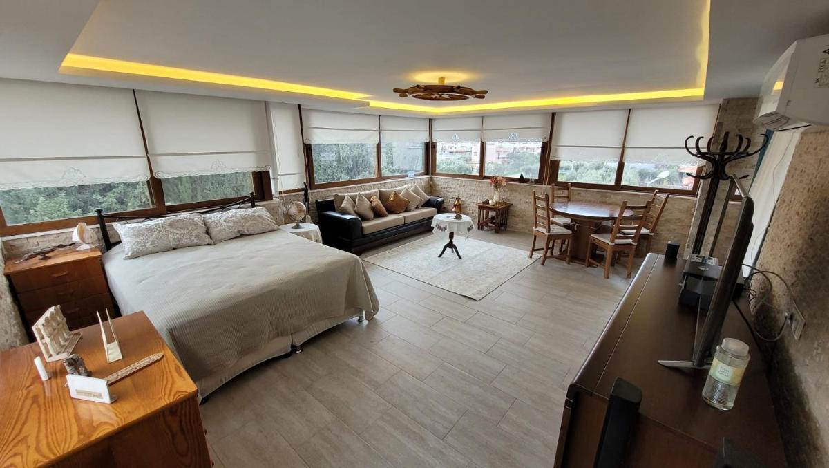Flat with Garden and Balcony in Seferihisar - Housity