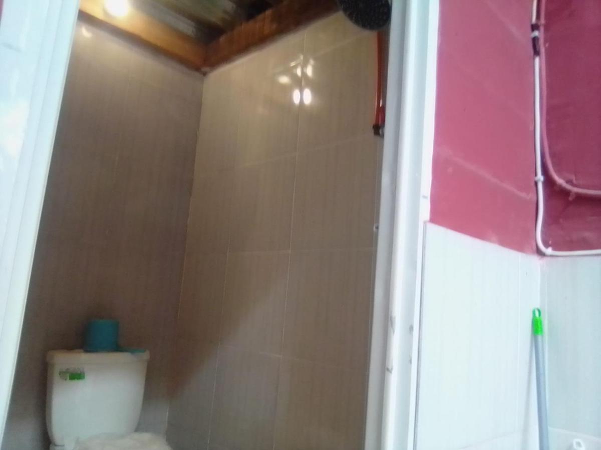 8 Up House - Housity