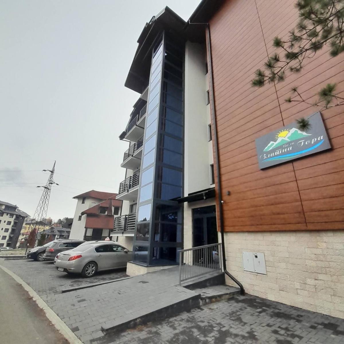 Vila Zlatna Gora apartman 03 - Housity