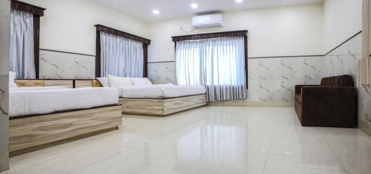 Suitetrails - City Palace Hotel and Resort