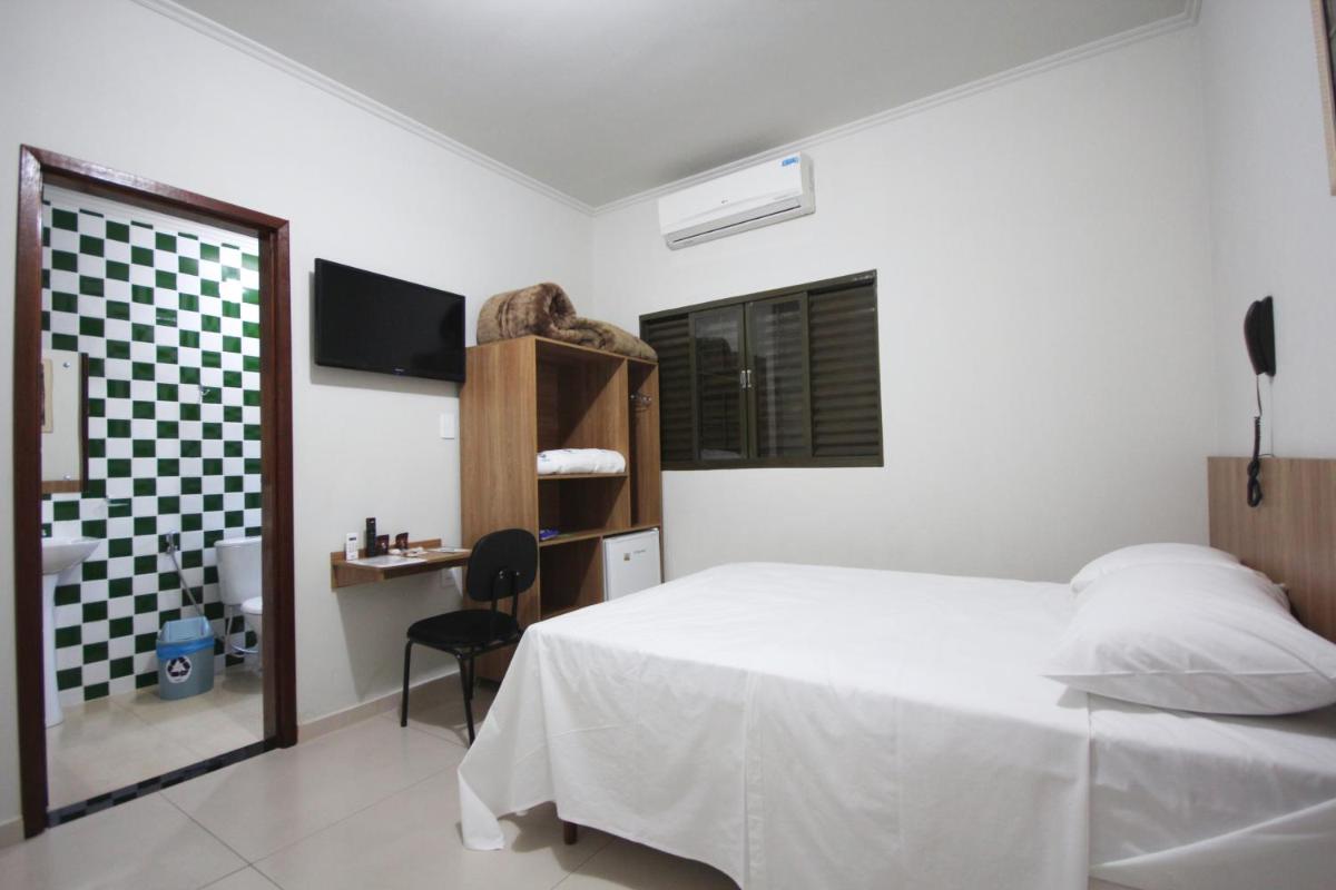Pousada Esmeralda Olímpia - Housity