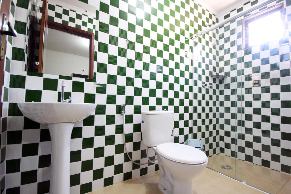 Pousada Esmeralda Olímpia - Housity