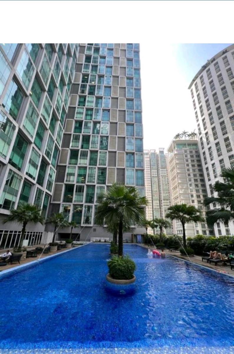 Soho suites klcc by 969 - Housity