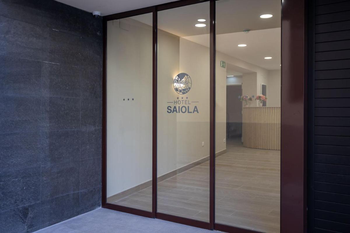Hotel SAIOLA - Housity