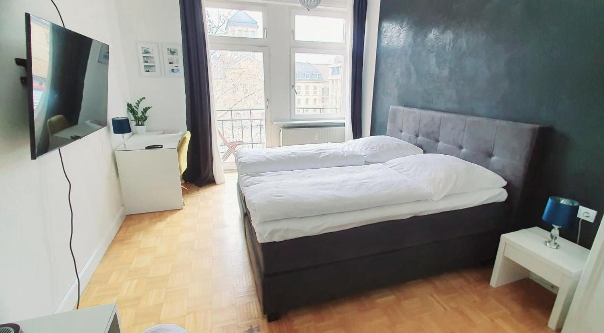 sonniges Zimmer mit Balkon im Herzen Mannheims - Housity