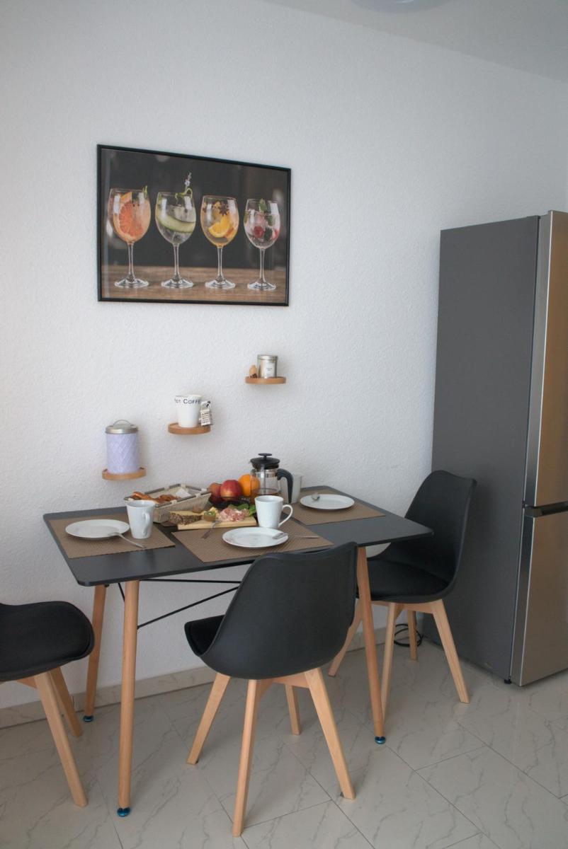 2 Zimmer für 3 bis 4 Personen - Housity